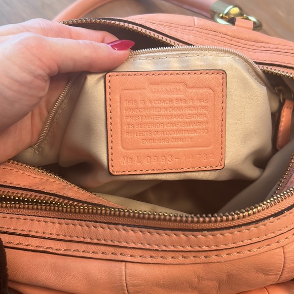 COACH KRISTEN Satchel Salmon purse - Picture 4 of 13
